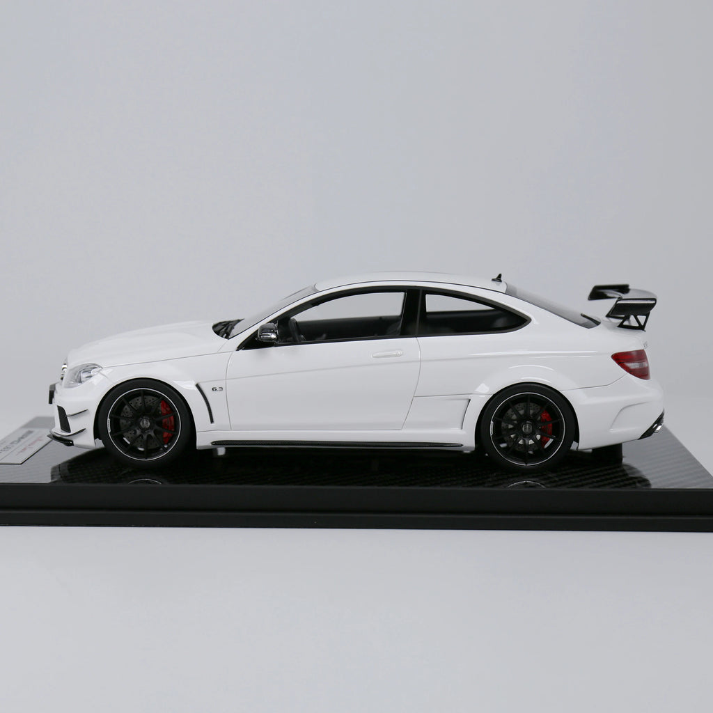 1/18  C 63 Black Series resin model Memory Line collectibles
