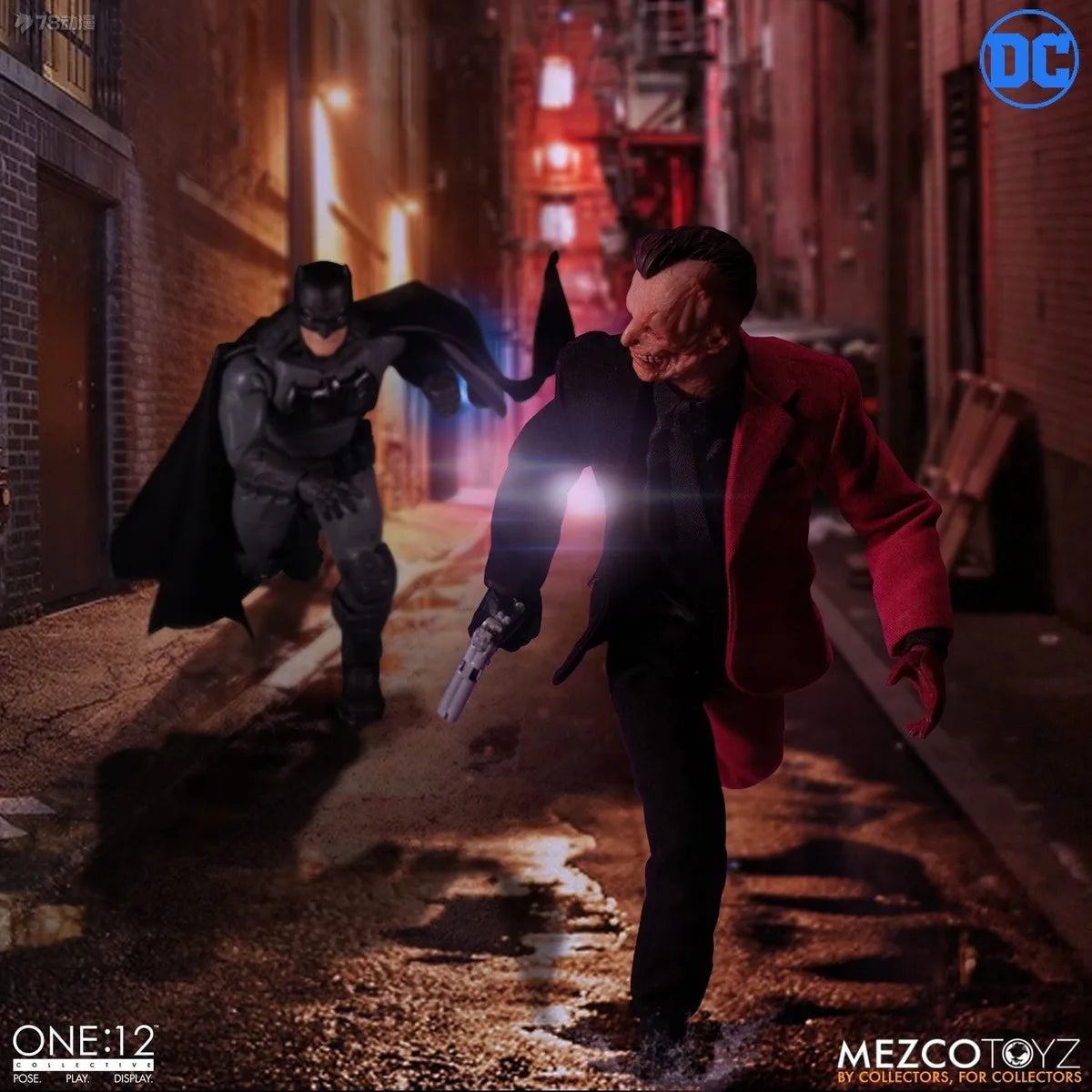 Mezco Toyz Original 1/12 Movable Doll Collective Series Comics Double Faced Man Anime Action Figure Model Toys Gifts for Boys