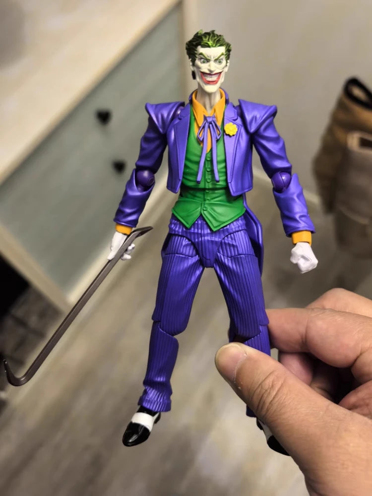16.5cm New The Joker Action Figure Anime Characters Around Fatal Joke Model Ornaments Collection Desktop Display Gift Toy