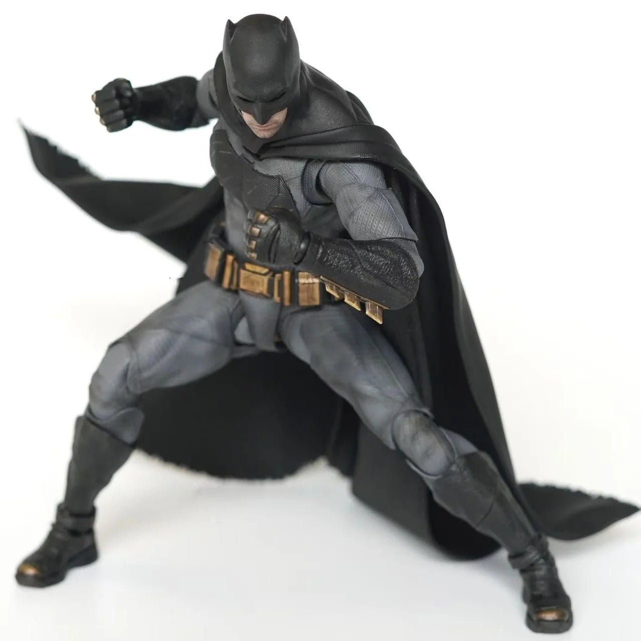 Hot XWS Batmobile Assembly Model DC Justice League BVS Batman Action Figure 1/12 Big Ben Batman Statue Collection Kid Toy