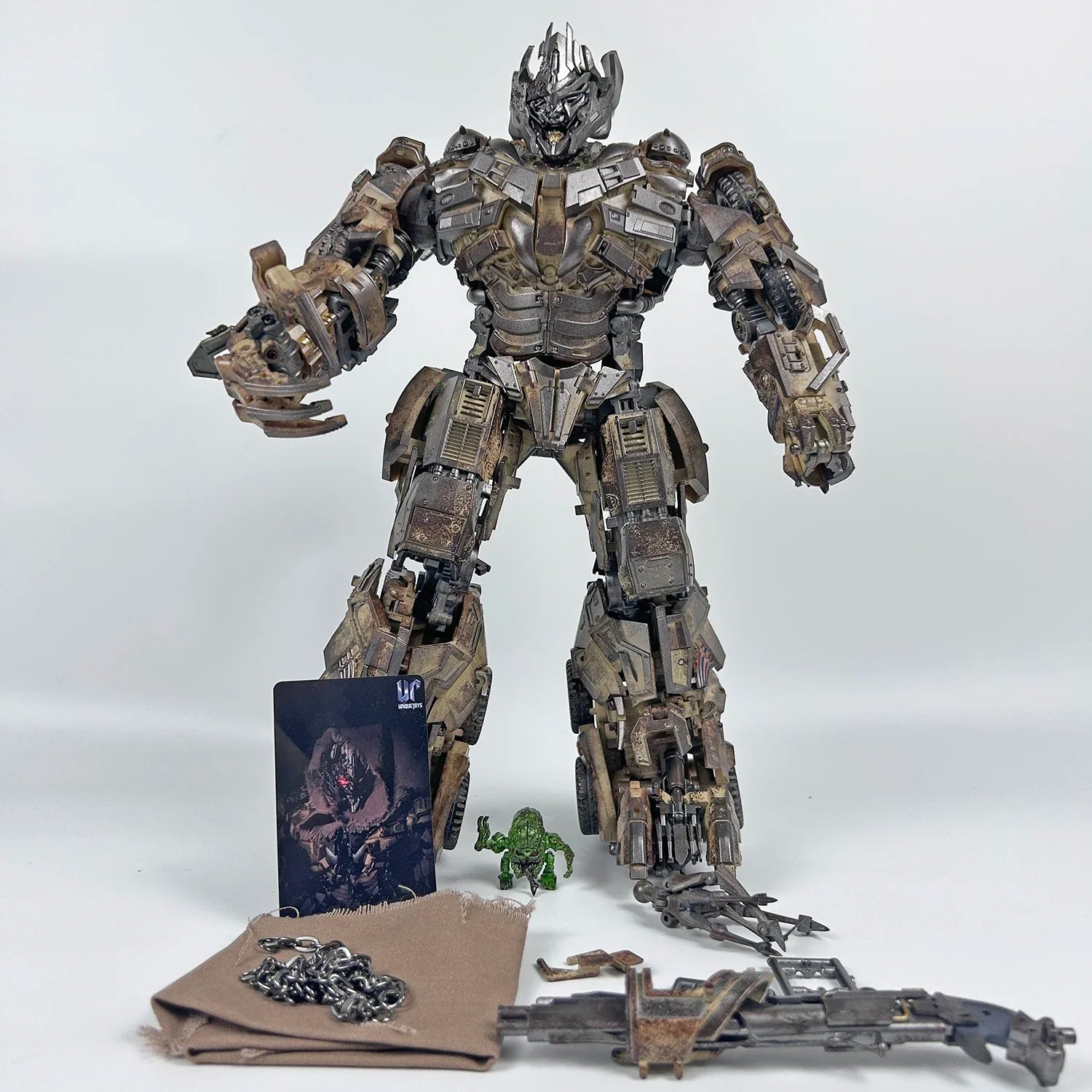 UT Transformion R-05 R05 33cm MG Tank Damaged Battle Damous Uniquetoys R 05 Robot Action Figure Collect Gifts