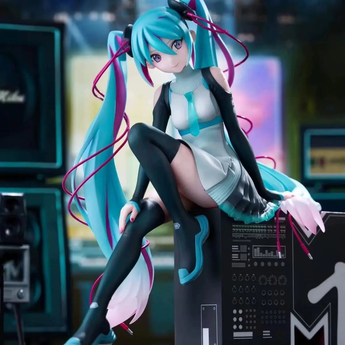 In Stock Genuine F:NEX FuRyu Miku xMTV  VOCALOID 1/7 Anime Action Figure PVC Collectible Model Dolls Figurine