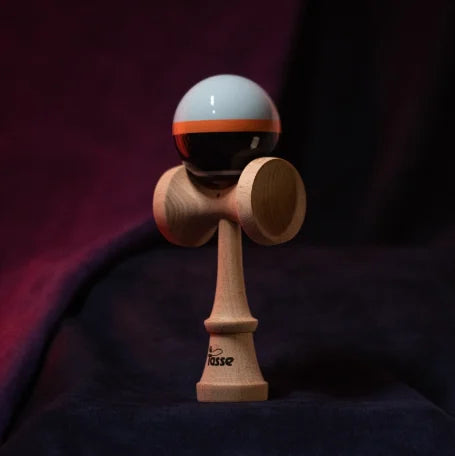 Kendama Tasse Schwert Jade Tasse TA Serie Profi Anfänger Schwertball Spielzeug für Anfänger Jonglierspiel im Freien Sportball