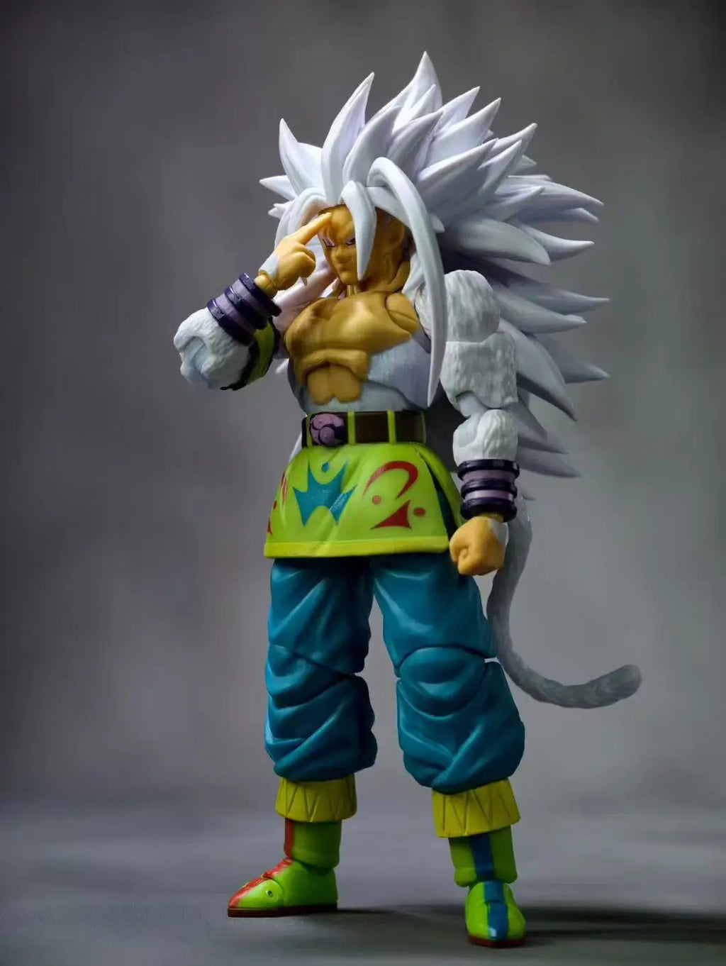 New Black Hole Dragon Ball Son Goku Action Figure Ssj5 Super Saiyan 5 Goku S.H.Figuarts White Haired Goku Statue Birthday Gifts