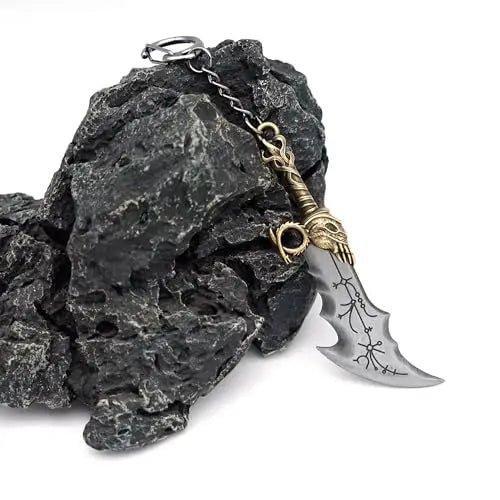 Mini Kratos Sword Key Chain Pendant For Men God of War 9cm Blades of Chaos Tiny Weapon Key Ring with Stand Accessories Keychain
