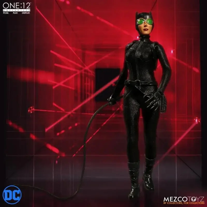 In Stock Original  Mezco ONE:12 Catwoman Anime Action Figures Collection PVC Model Gift Toys