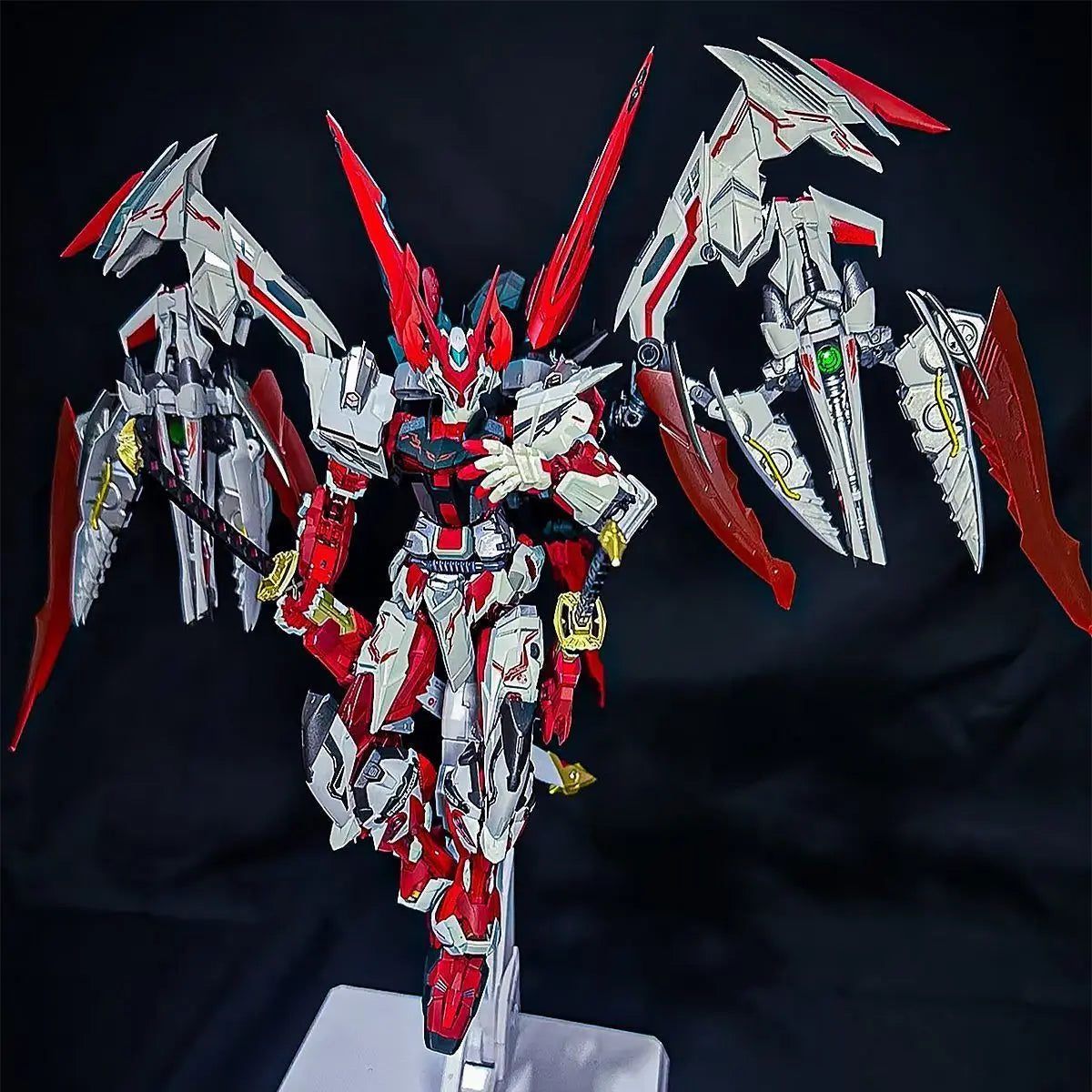 Daban 8836 Mb 1/100 Astray Red Frame Red Dragon Assembly Model Kit Action Figures Robot Figuine Plastic Models Christmas Gifts