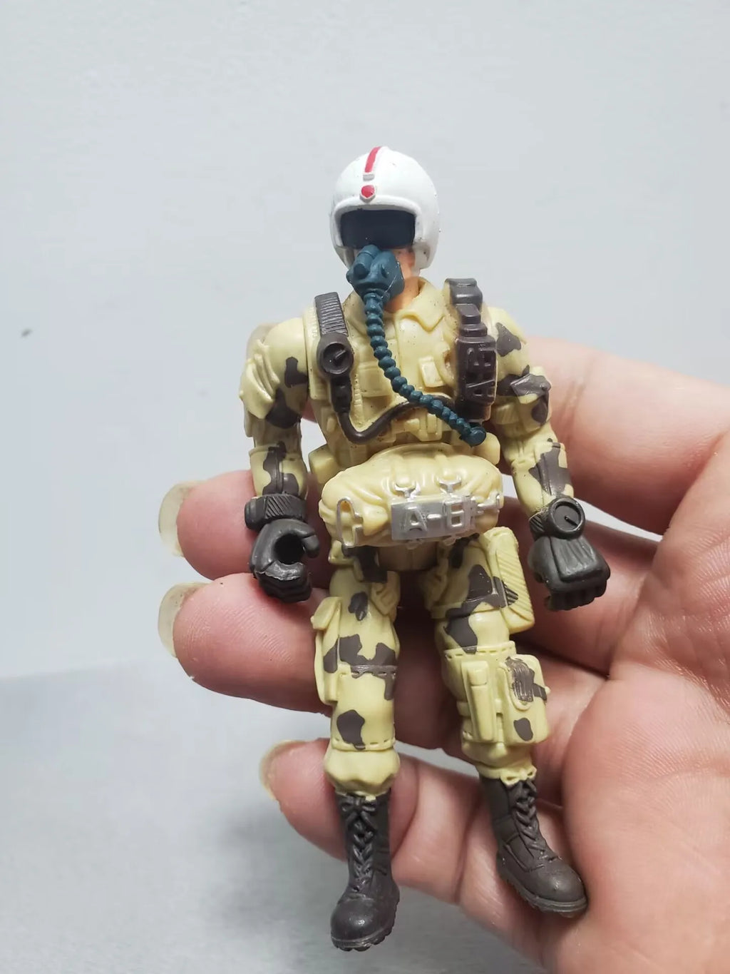 9cm 3.75" Solider Farmer Worker Military Police Action Figure Limite Collection Pirate Player Model Toy Gift for Kid Child Adult
