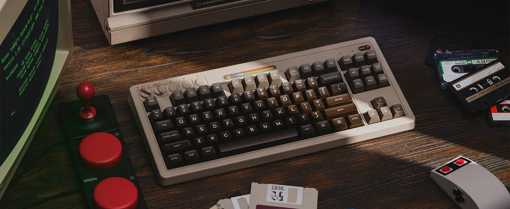 8BitDo Retro Mechanische Tastatur C64 Edition, Bluetooth, 2,4G Wireless und Kabelgebundene 3-Modus-Verbindung, für PC Windows 10 und Android 