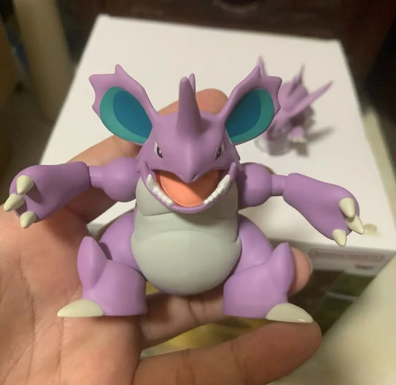 Nidoking Nidorino Nidoran Originalmaßstab Die Weltlegende der Elfen Niedliche Actionfigur Modellspielzeug
