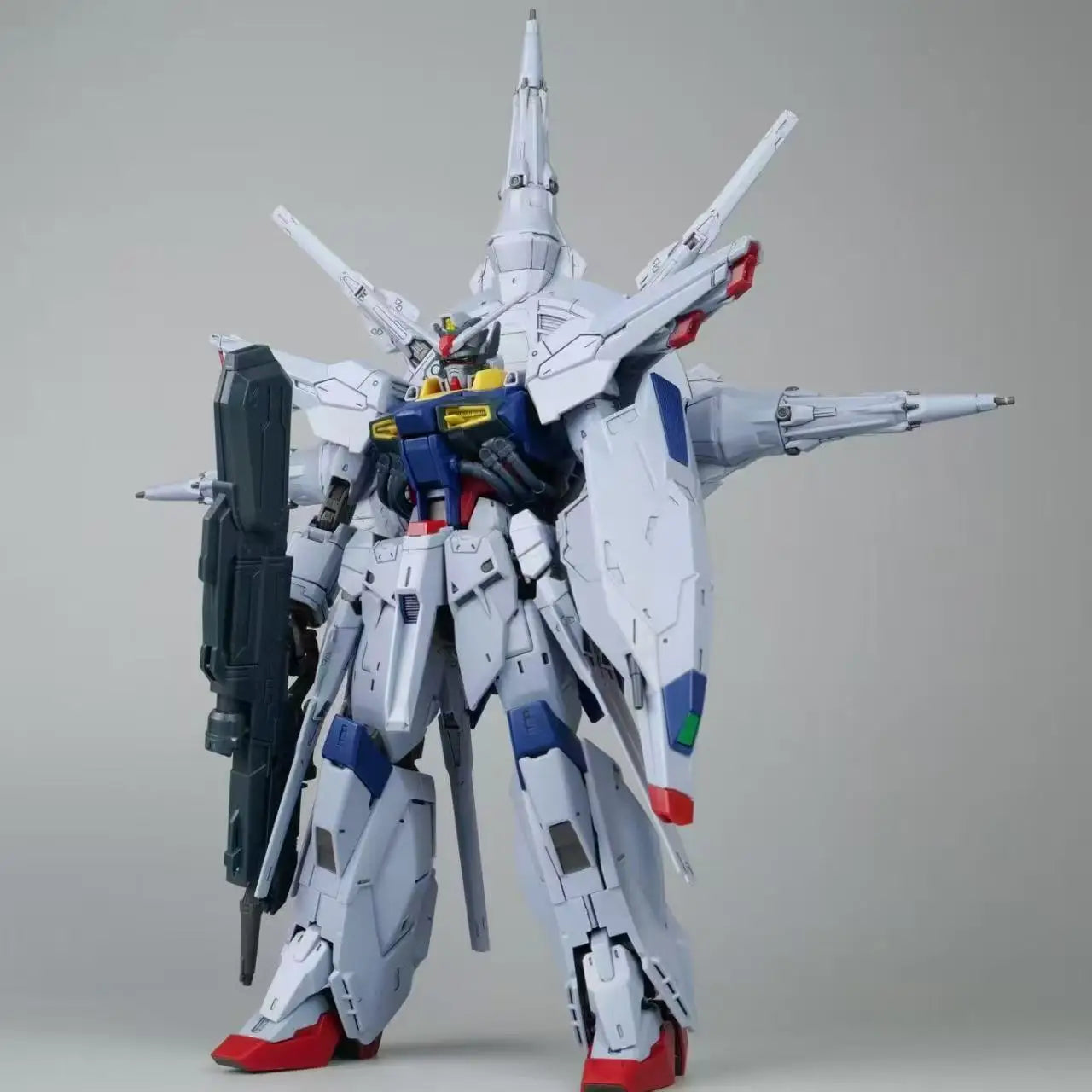 Auf Lager Neues HUIJU MODEL MG 1/100 Providence Assembly Model Kit Collecion Actionfiguren Roboter Plastikmodellbausätze Hobbyspielzeug