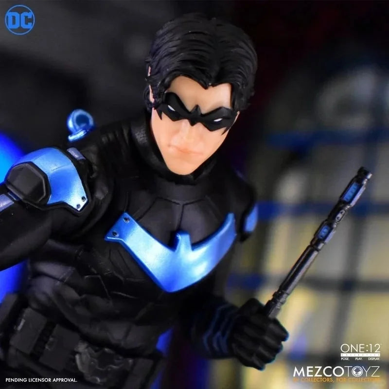 In Stock Original Mezco Toys One:12 Nightwing Anime Action Figure 1/12 Scale Mobile Doll Collectible Toy 4 Replace Fces Gift