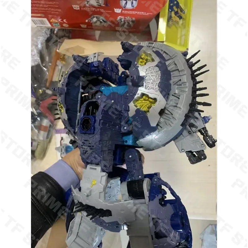 Original Hasbro Transformation Toy Primus Cybertron-Series Invincible Class Action Figure Toy Collection Gift