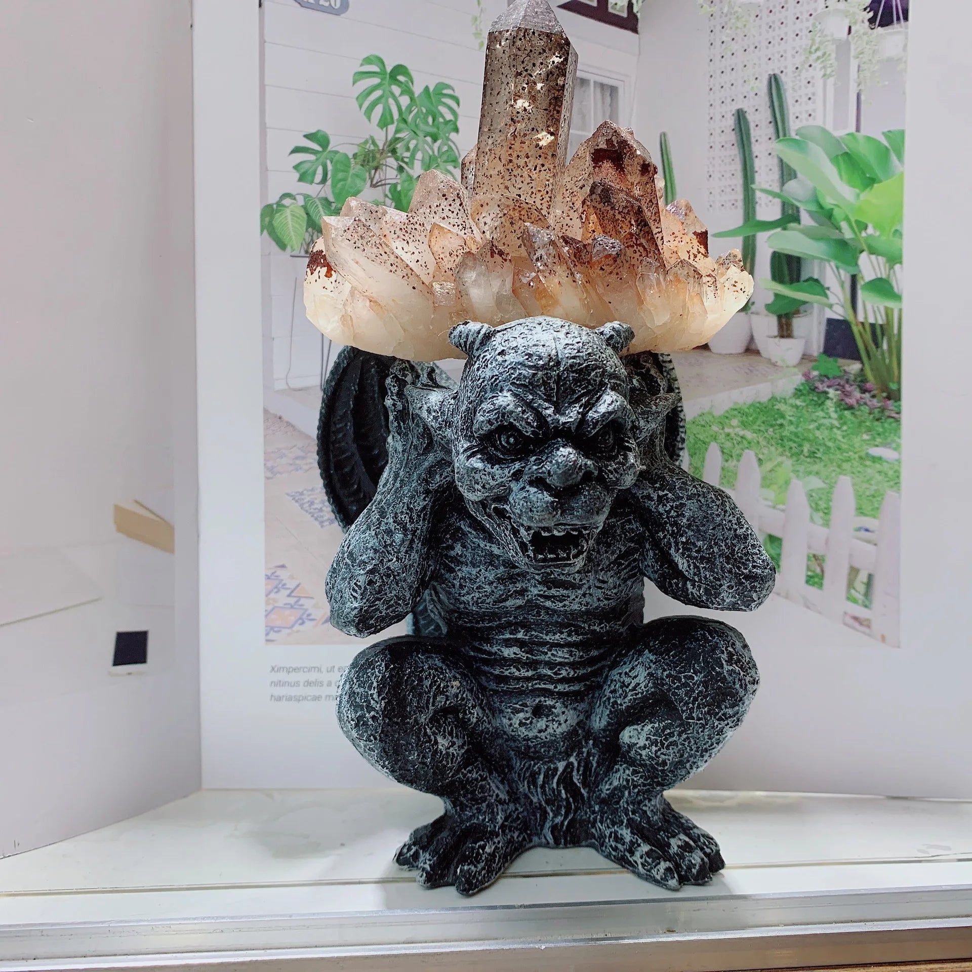 Gargoyle Resin Craft  Stone Monster Ball Holder   Crystal Ball  Mineral Specimen Stand  Decorative Ornament  Gift