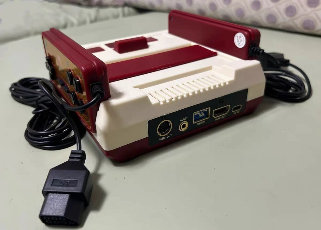 NES RGB FC AV Famicom Retro Game Console Built-in NES Kit Modified Nostalgic Video Game Console Suitable for Children