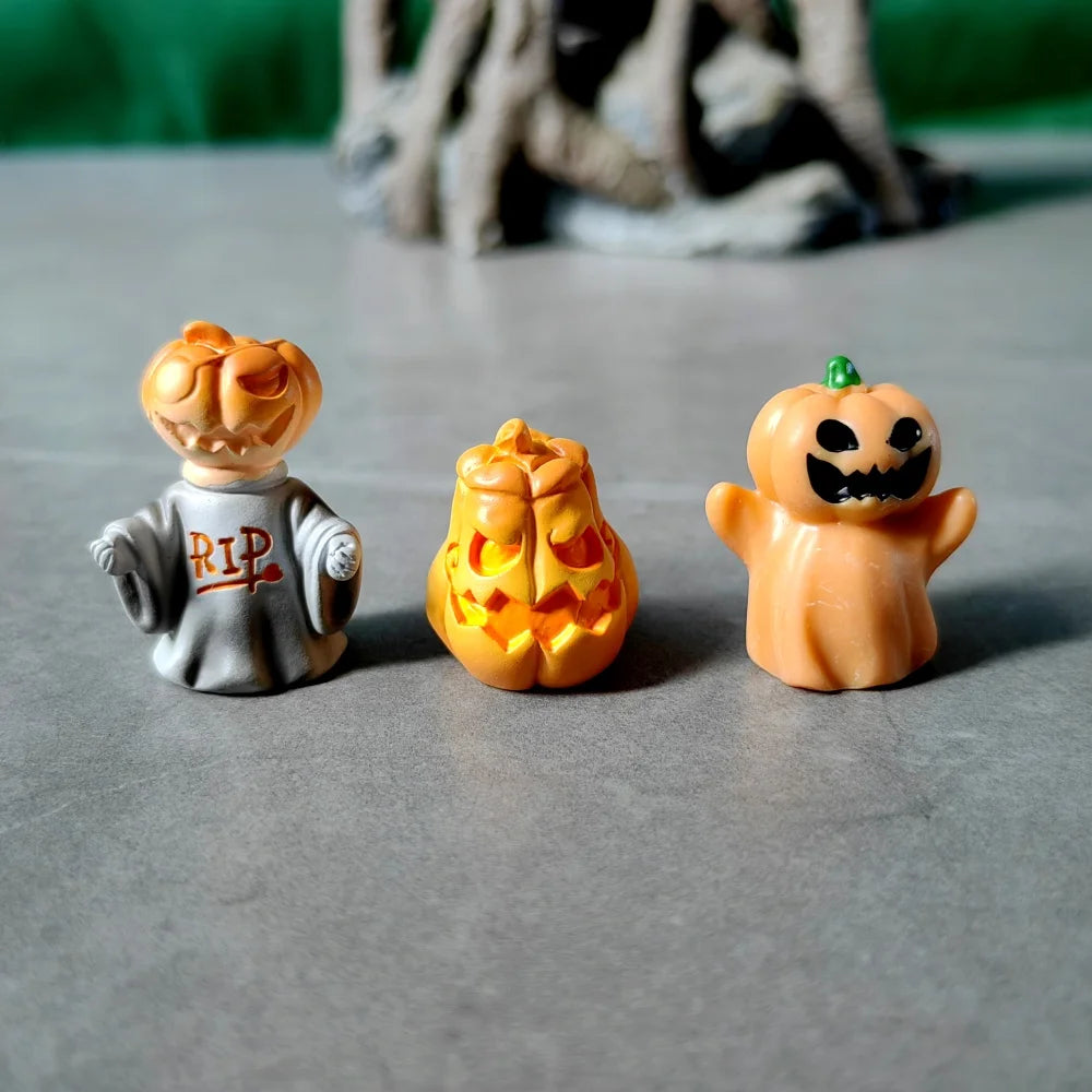 10 Stück Mini-Geist-Teufel-Zauberer, Festi-Kürbis-Schädel, Halloween-Dekoration, Kunstharz, Basteln, Miniaturfigur, winzig, für Feengarten-Dekor