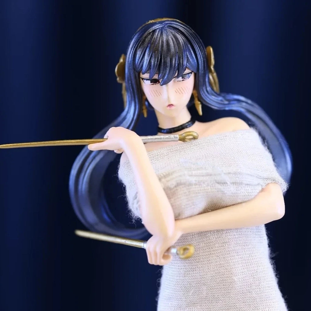 30cm Anime Spy Family Princess Thorn Yor Forger Action Figure Cute Cartoon Beautiful Girl Model Desktop Decoration Boy Toys Gift