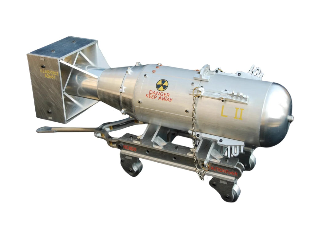 1/12 WWII American Little Boy Nuclear Bombs Metal Model Kit 3D Puzzle Metal Model Military Diy Assembly Toy for Adults Gift