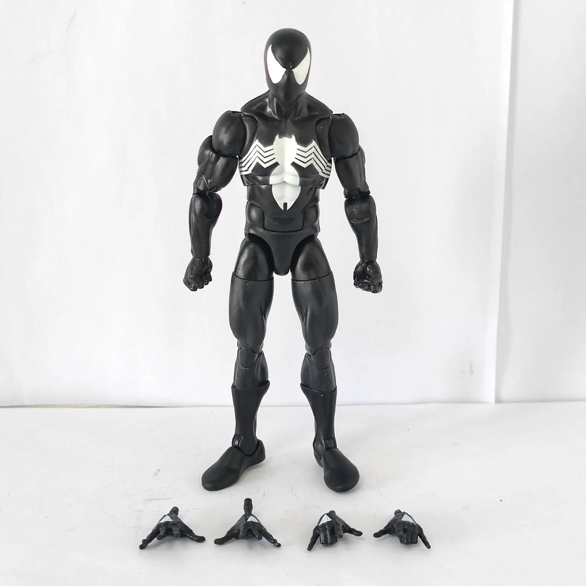 Marvel Legends Secret Wars Wave Captain America Ironman Wolverine Beyonder Titania Spiderman 6" Action Figure