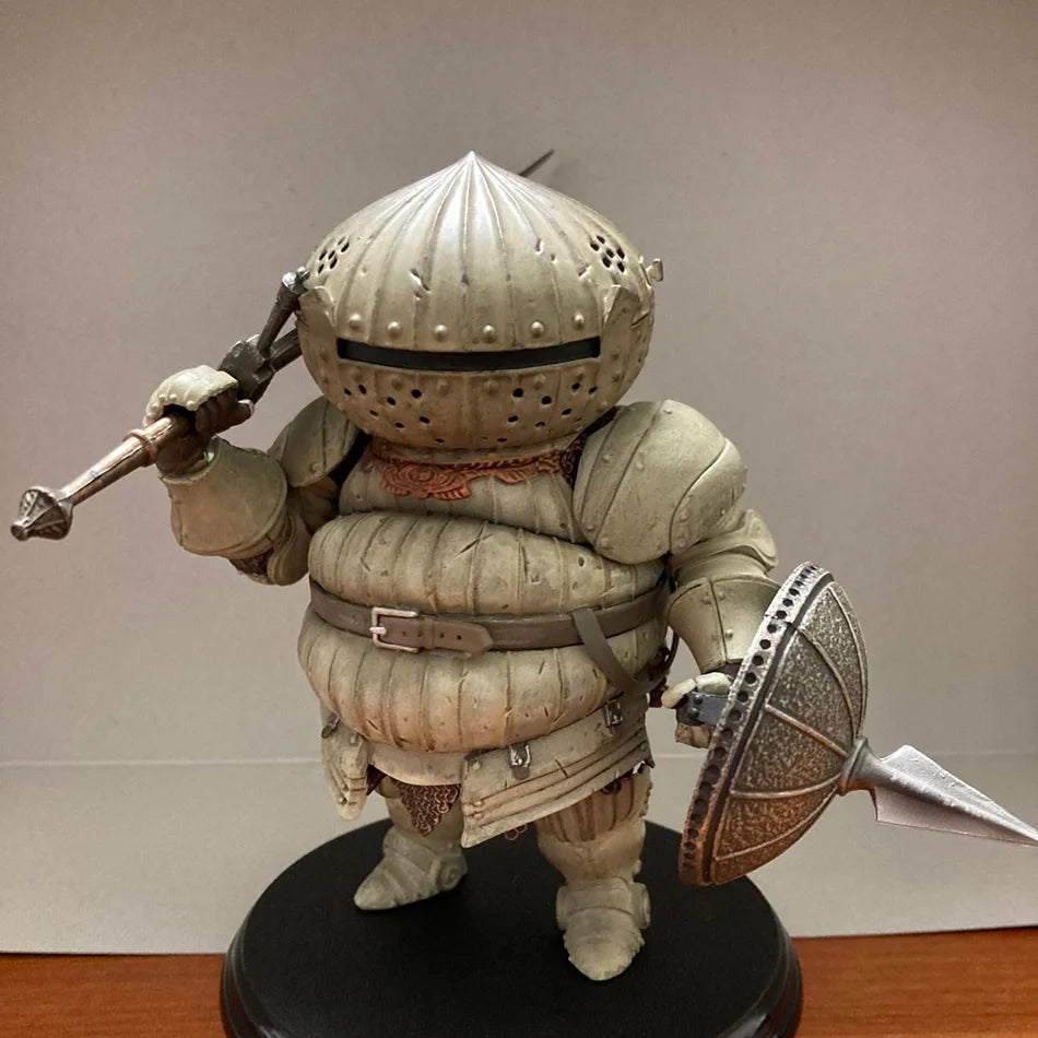 13CM Anime Game Dark Souls Siegmeyer Figure Q Version Dark Souls Sculpt Collection Standing Model Toy Gift Aciton Figure