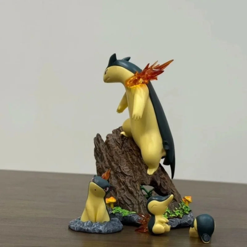 Anime Pokemon Typhlosion Figuren Ein Tag mit Benny Sammeln PVC Modell Statue Schreibtisch Dekoration Sammlung Kinder Geburtstag Geschenk Spielzeug