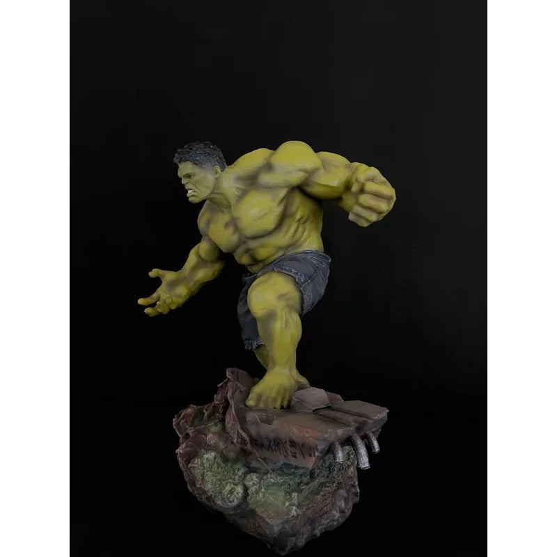50cm Marvel Comics Figure Robert Bruce Banner Hulk Large Resin Anime Collection Model Desktop Ornament Decorations Children Toys