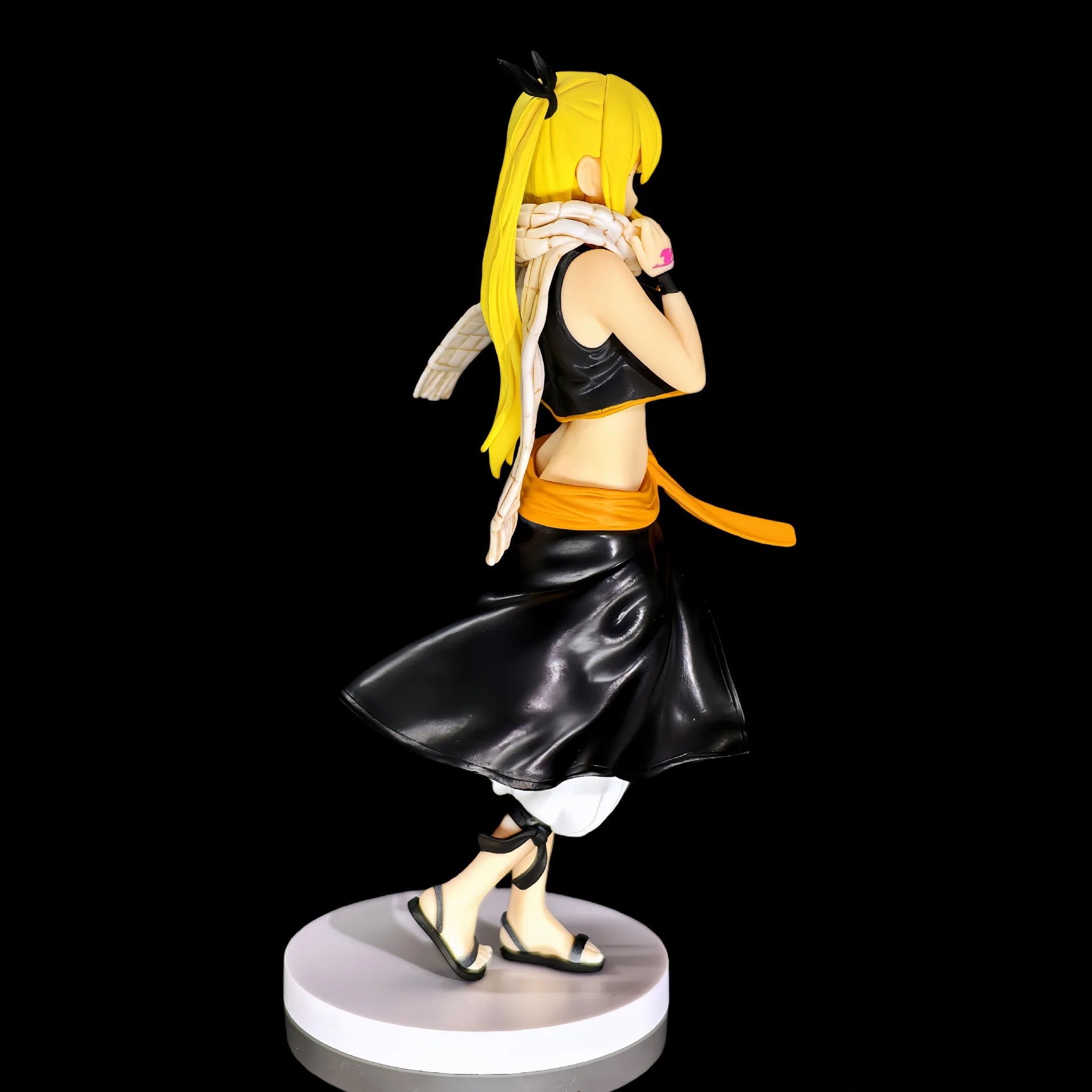 23CM FAIRY TAIL Lucy Heartfilia Menswear Standing Anime Handmade Action Figures Desktop Case Decoration Ornament Gift