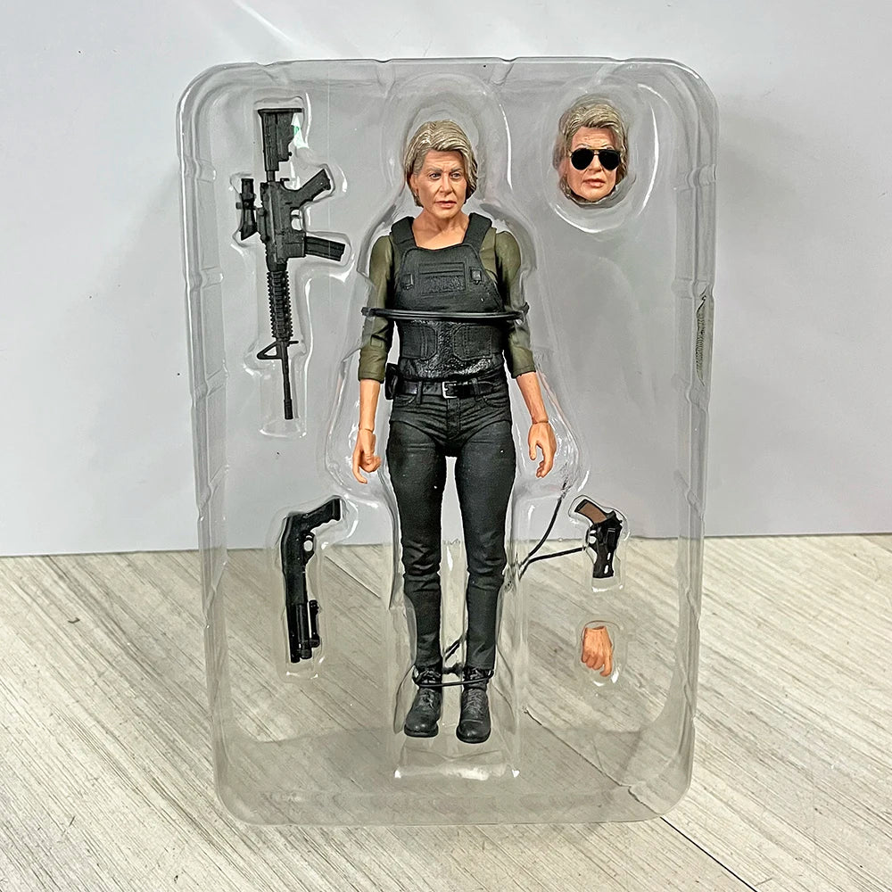 NECA Terminator Figure 2 Judgment Day T-800 Arnold Schwarzenegger Dark Fate Elderly Sarah Connor Figure Model Toy Doll Gifts