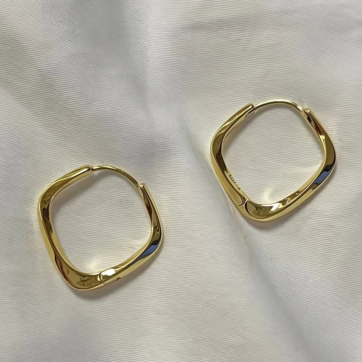 VENTFILLE 925 Sterling Silver Chunky Hoop Earrings for Women Geometric Circle Punk Ear Jewelry Party Gifts 2023 New Dropshipping