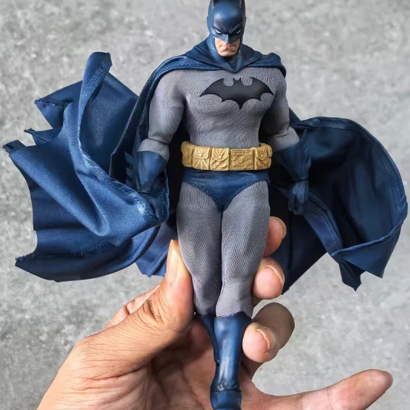 GONG Studio 17.5cm Batman Hush Bat Man Figure Tailored Fabric Suit Anime Action Figures PVC Statue Model Collectible Toys Gifts