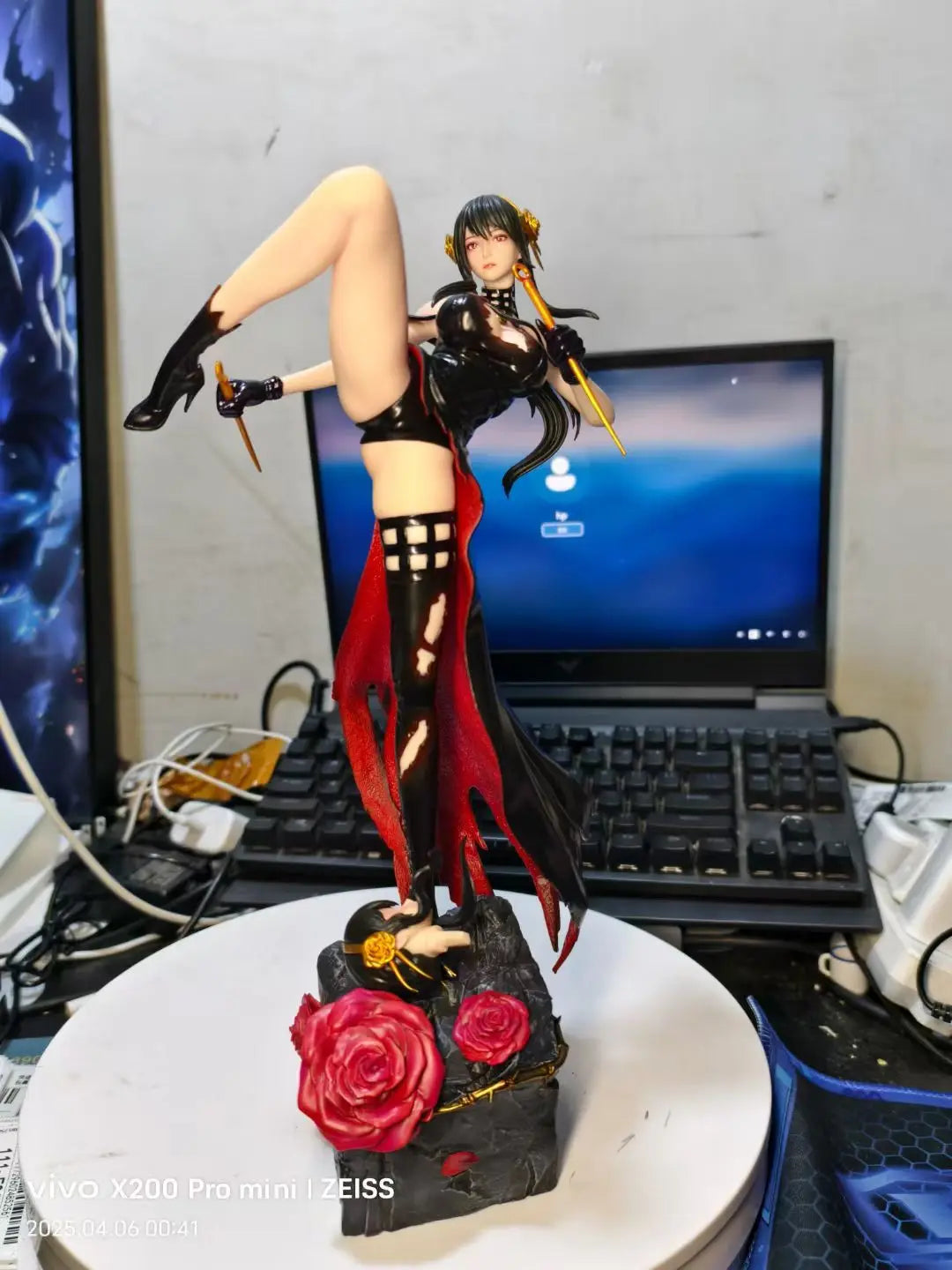 37cm SPY FAMILY Anime Figure Yor Forger Figures Collectible Model Toys Yor Forger Beautiful Girl Desk Decor Boys Customized toys
