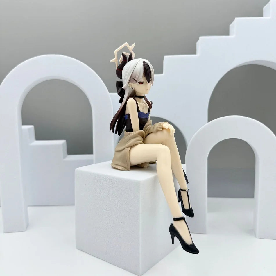 Anime Blue Archive Kayoko Figur Kapuzenpullover Kayoko Onikata Figur Schönes Mädchen Stehende Haltung Figur PVC Spielzeug Geschenke
