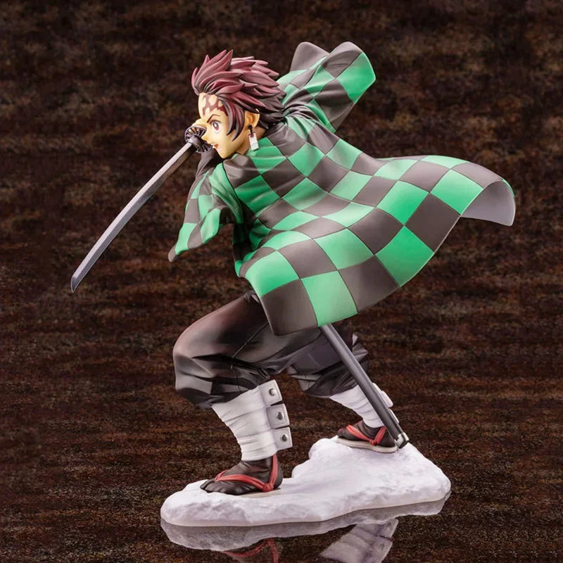 Kamado Tanjirou Figurine Demon Slayer PVC Action Figure Anime Kimetsu no Yaiba Model Kits Toys Miniatures Ornaments Garage Kits
