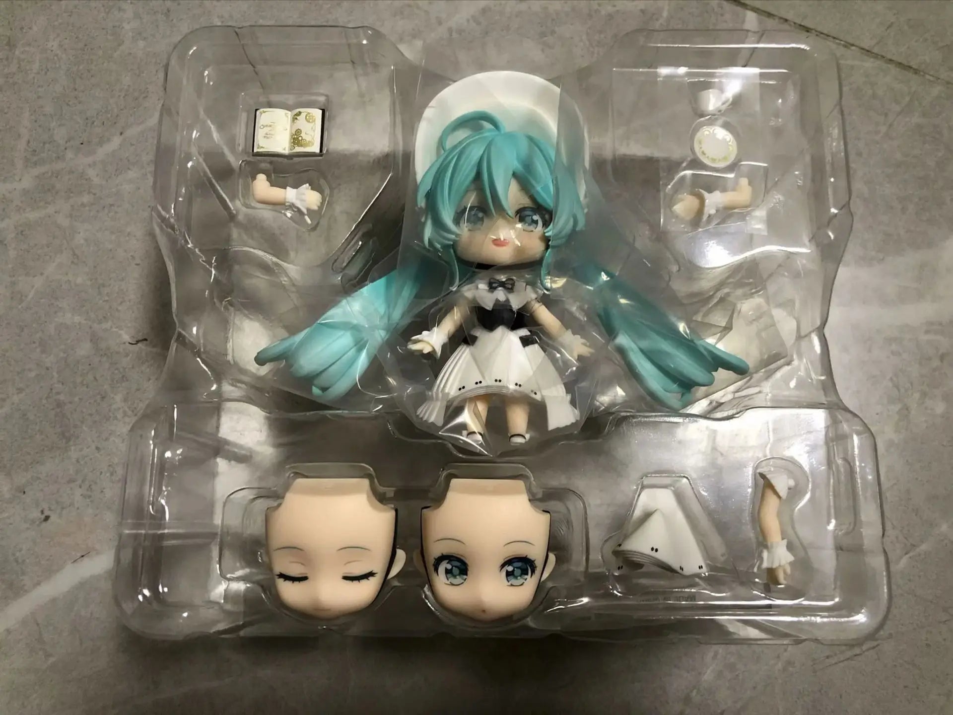 10CM Boxed Miku Symphony 2490# Figure Anime Kawaii Version Movable Doll Desktop Decoration Face interchangeable Model Gifts