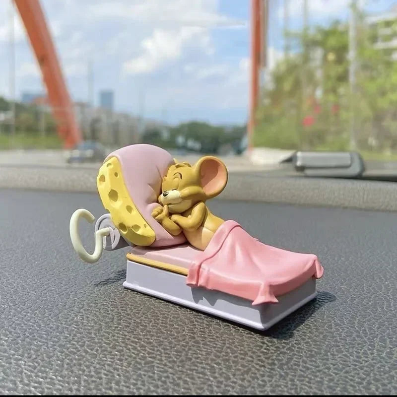 Toms and Jerrys Action Figures Model Children Doll Car Ornaments Desktop Ornament Collection Gift Toy