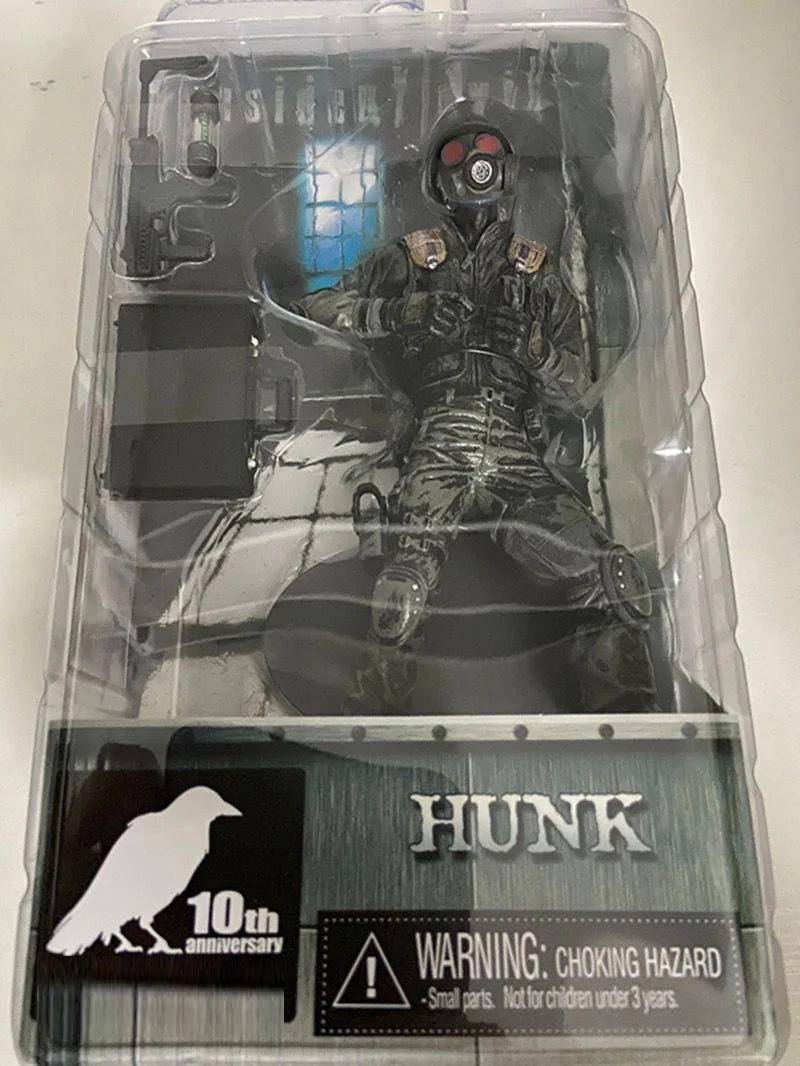 NECA Redfield Hunk Zombie Action Figure With Dog Licker And Walker Chris Redfield Hunk Action Figure Model Toys 18cm