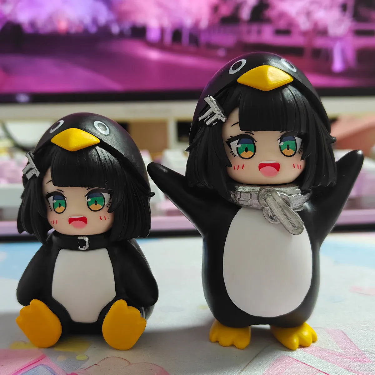 Gugu Gaga Little Penguin 6cm PVC Cosplay Pengmin Figure - Anime Desk Display Model Collection Birthday Gift