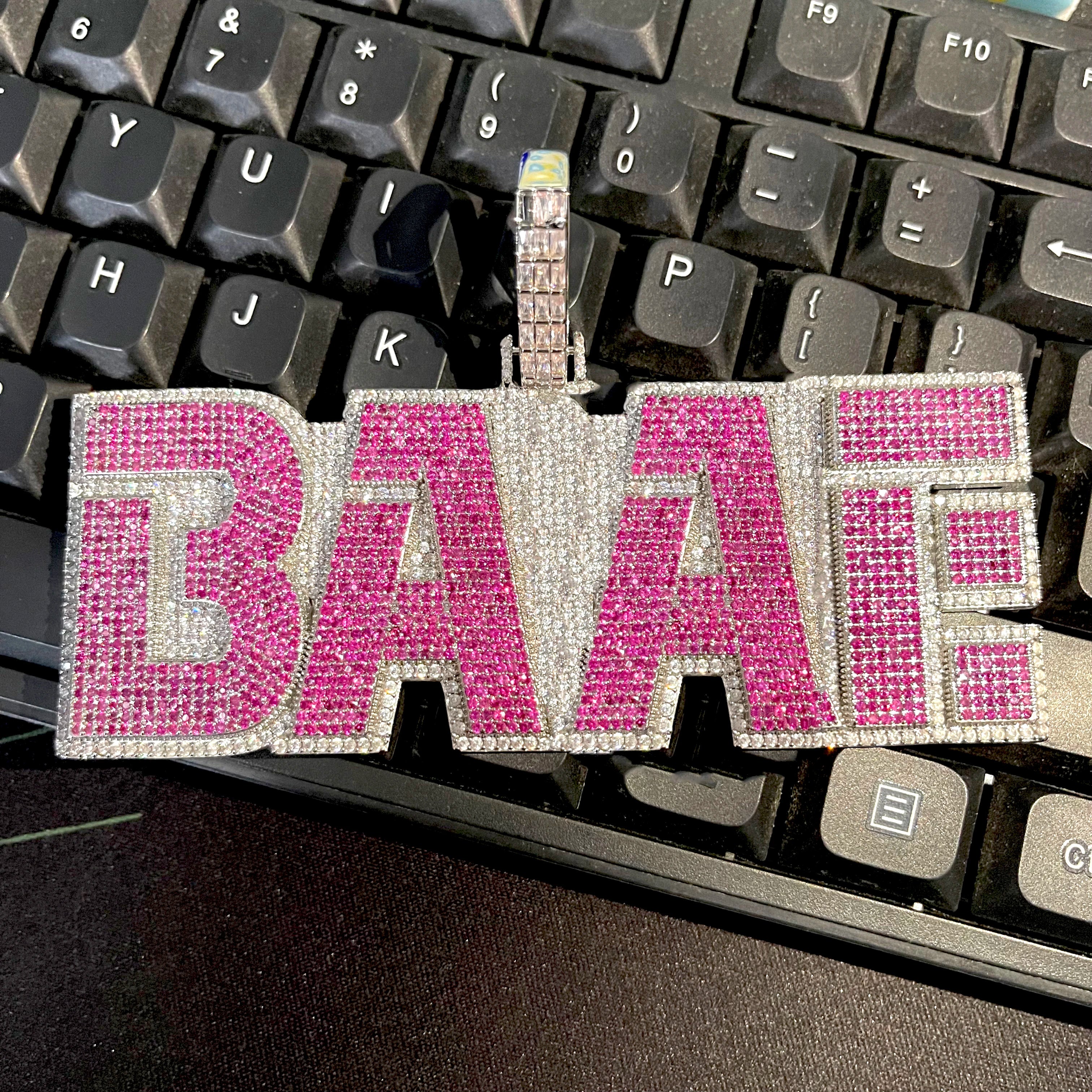 Doppel Farbe Angepasst Buchstaben Name Grün Zirkon Anhänger Iced Out Halsketten Für Männer Bling Hip Hop Schmuck Kostenloser Versand