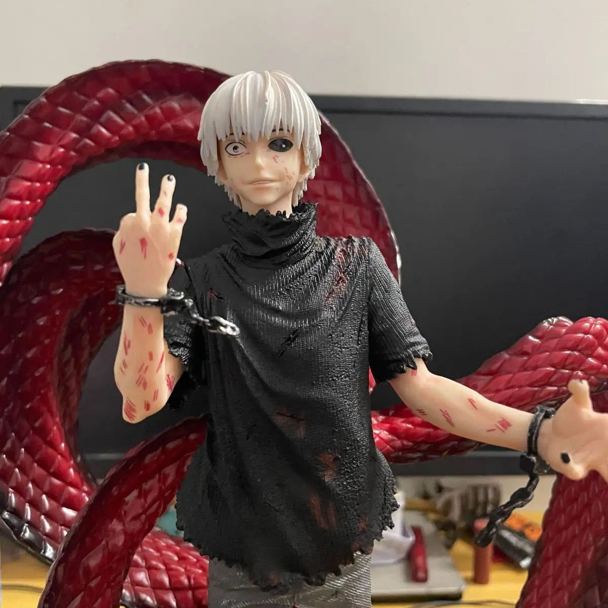 Tokyo Ghoul Anime Figures Kaneki Ken Figure Pvc Gk Statue Model Changeable Ornament Rooms Desk Decoration Collection Toys Gifts