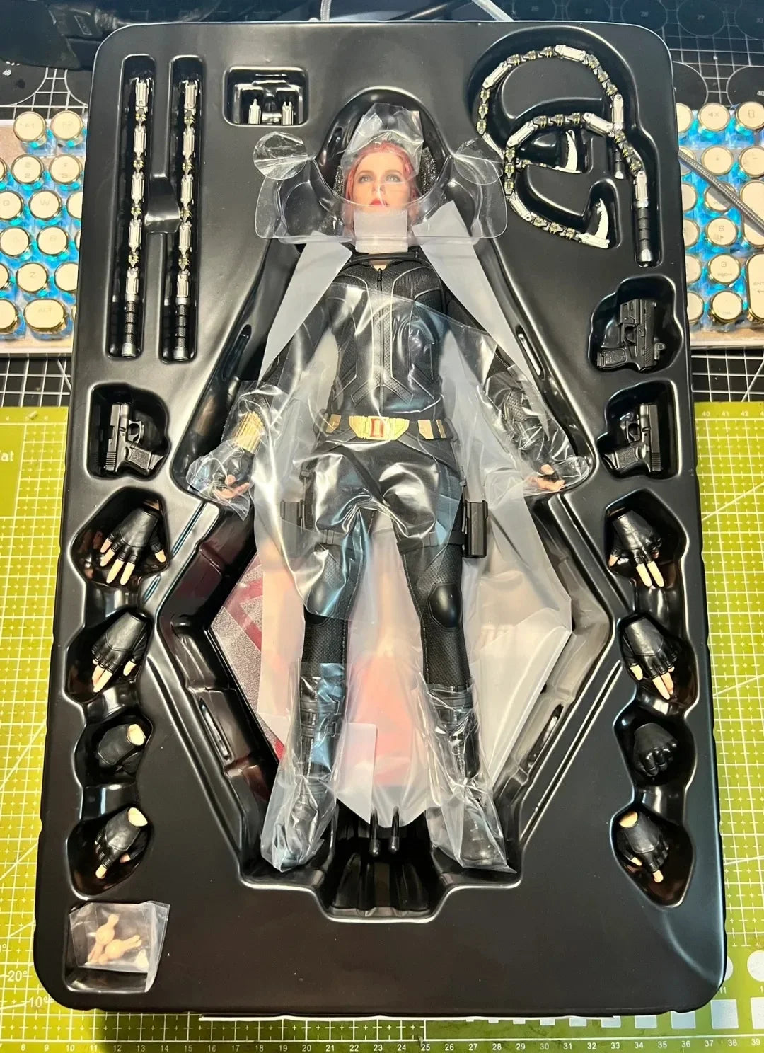 In Stock HotToys HT 1/6 MMS603 Marvel Avengers: Black Widow 9.0 VIP Edition Special Edition
