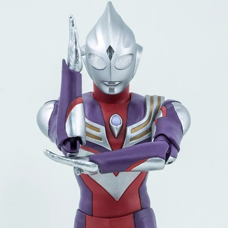 BANDAI SHF (Shinkocchou Seihou) Ultraman Tiga Multi Type PVC Action Figure Anime Figure Model Toys Figure Collection Doll Gift