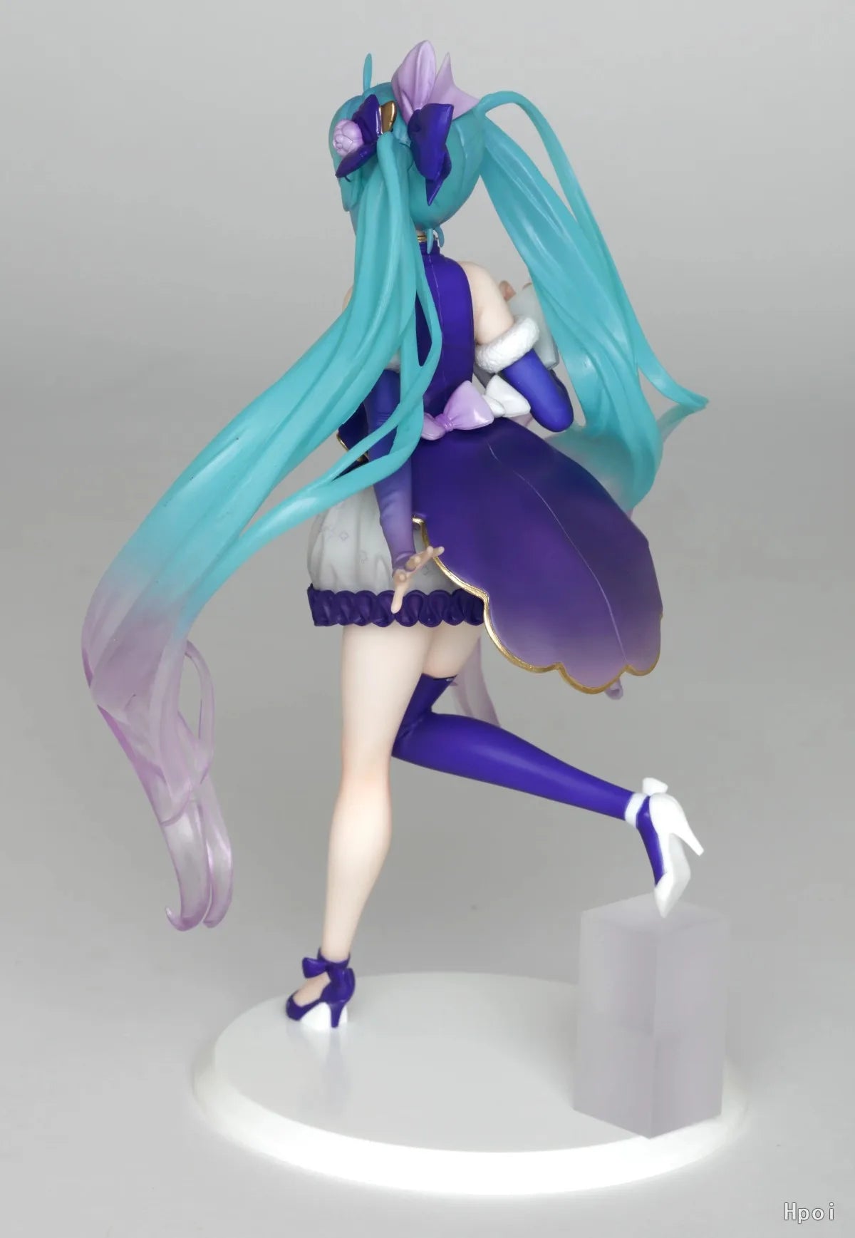 18CM Anime Hatsune Miku Hatsune Miku 3rd Season Winter Ver Winter Clothes Dress Up Standing Model Toy Gift Action Figure