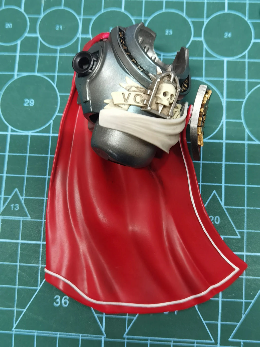Joytoy Warhammer 40K 1/18 Action Figures Grey Knights Grand Master Voldus Anime Collection Military Models