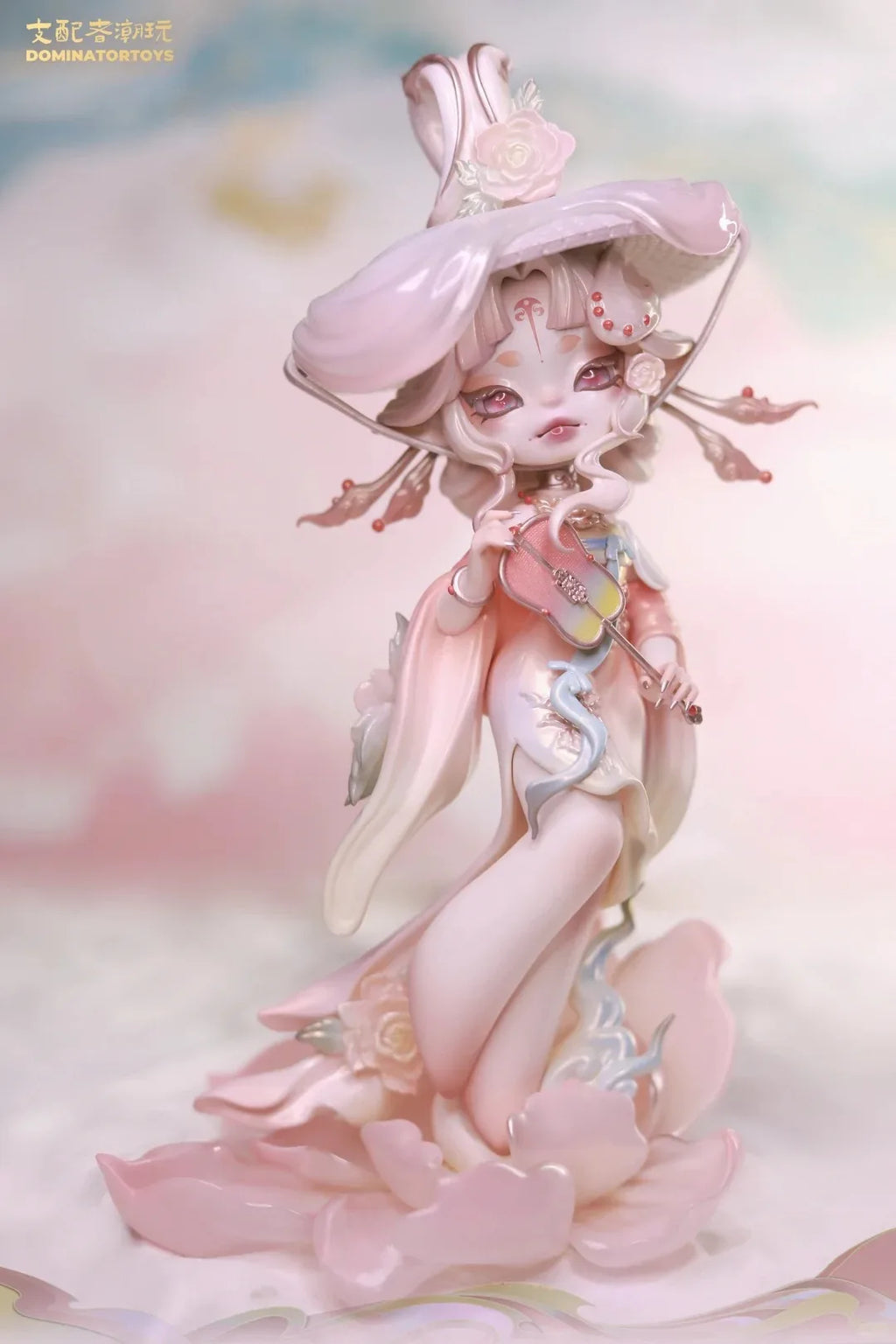 New Dominator Svia Doll Thailand Limited Edition Big Figure Designer Toys Tabletop Ornament Cartoon Decor Gifts