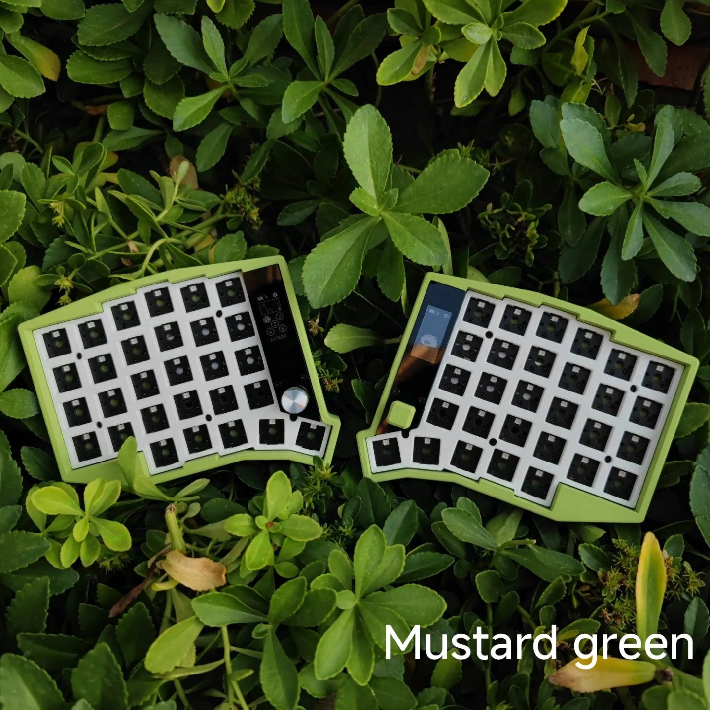 Sofle Split Keyboard Kit Dual Mode Wired Bluetooth Wireless Split Keyboard Kit Customized 58 Keys Hot Swap with Screen Knobs ZMK