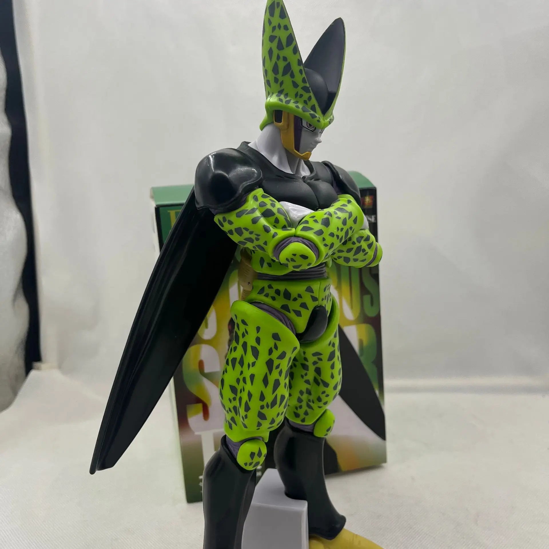 32CM Anime Dragon Ball Standing Cell Action Figures Gk Figurine Pvc Model Doll Collectible Decoration TOYS Gifts