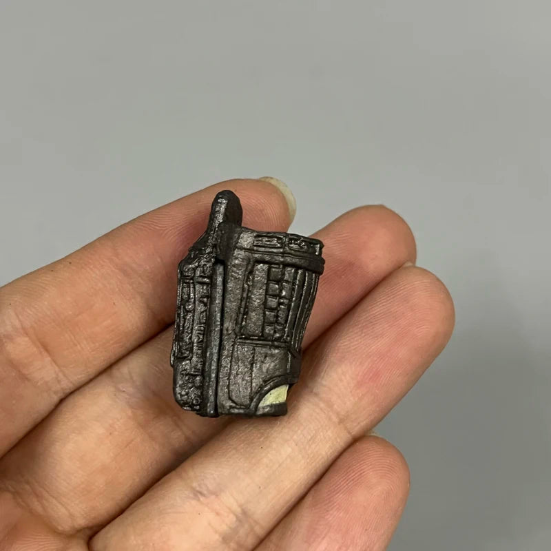 NECA фигурка на куче извънземно 7 инча, модел на тяло, играчка за сглобяване „Направи си сам“, колекционерски артикул от Китай, подходяща за деца над 4 години.