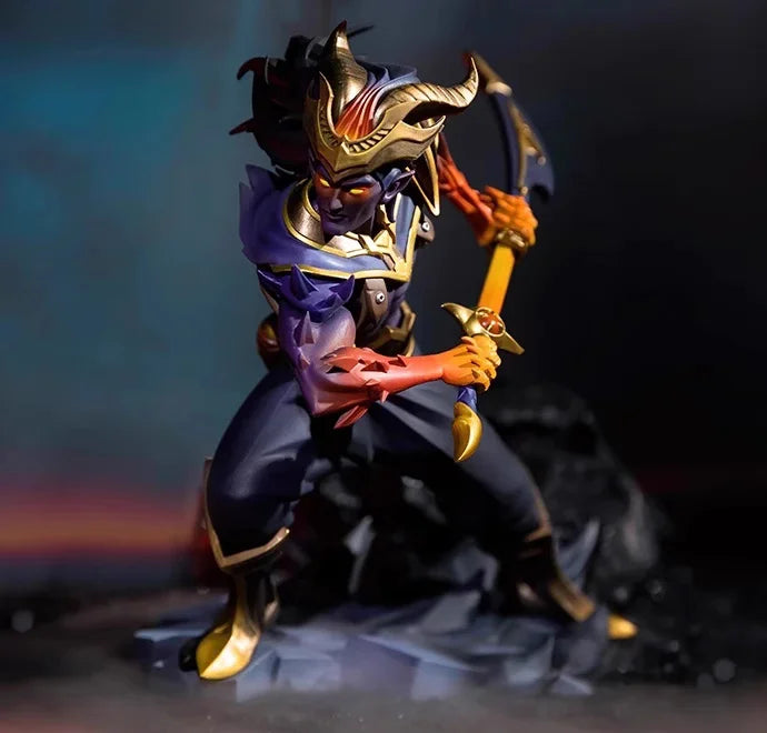League of Legends Yasuo The NightBringer Medium Statue Collectible Model Decoration