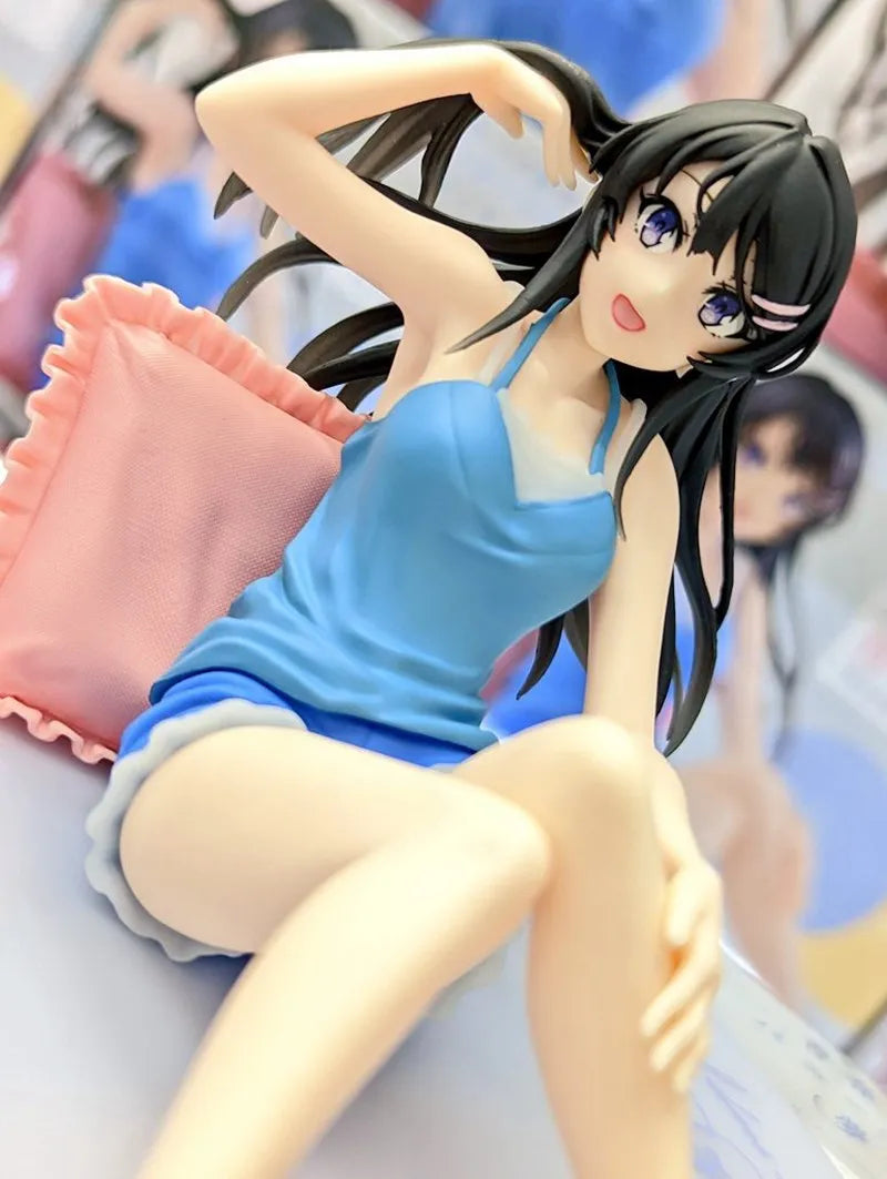 9CM Anime Figur Sakurajima Mai Blaue Hosenträger Shorts Loungewear Sitzend PVC Boxed Modell Sammlung Geschenk Ornament Dekoration