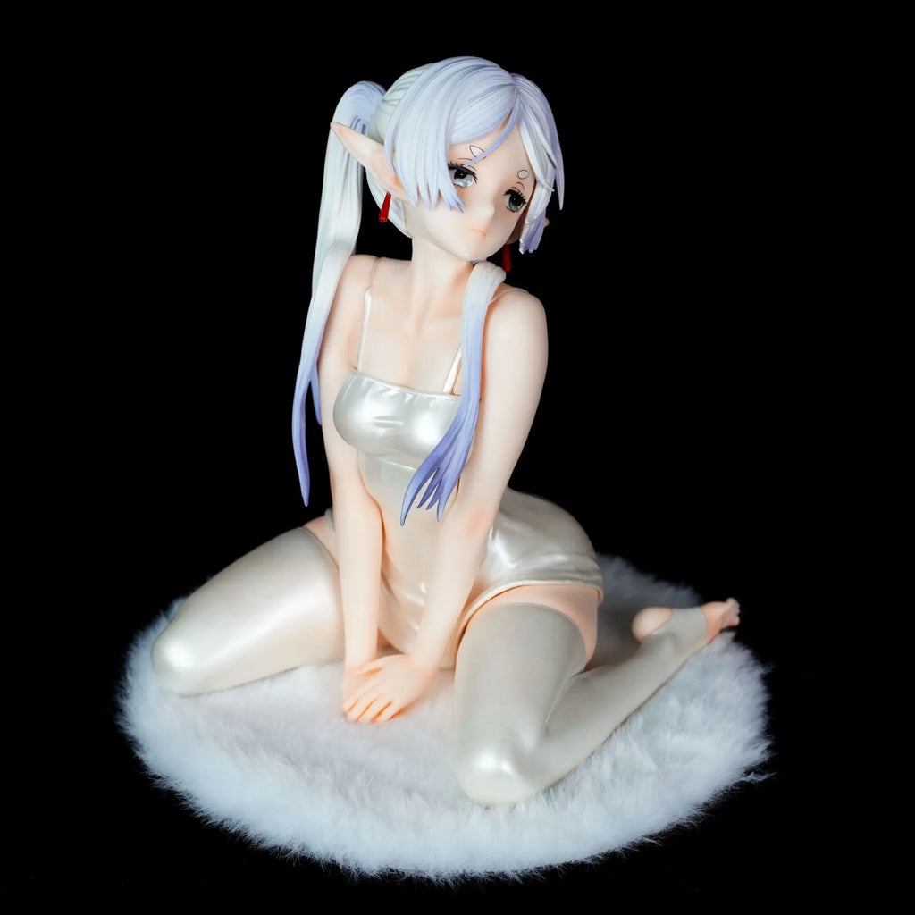 Frieren Beyond Journey'S End Kneeling Action Figure With Blanket White Stockings Statue Collectible Model Desktop Ornament Gifts